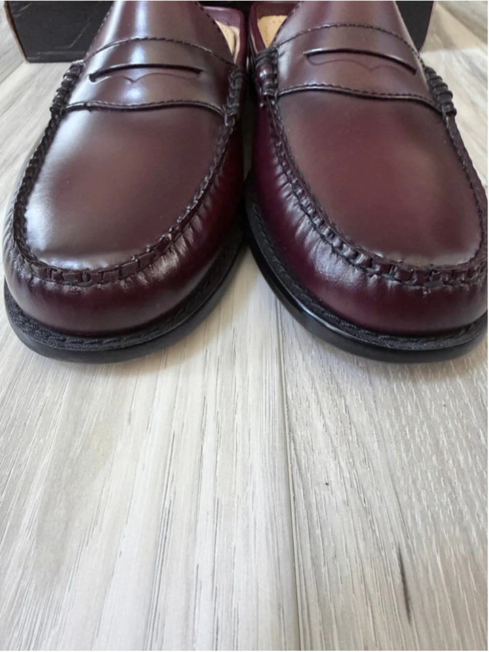 G.H. Bass Weejuns Wynn Penny Loafers Men’s 8.5 Burgundy Leather New in Box